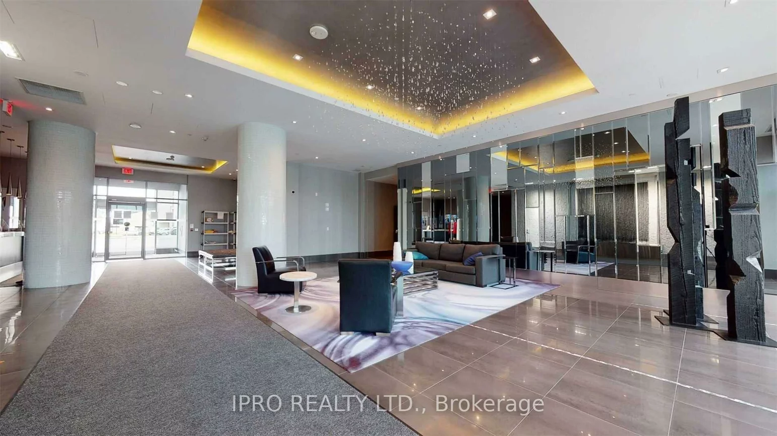 55, Speers, 1014 - QE Queen Elizabeth, Oakville