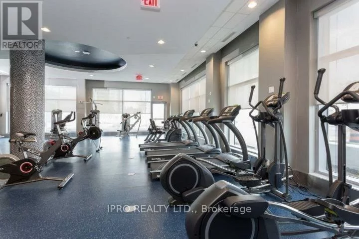55, Speers, 1014 - QE Queen Elizabeth, Oakville