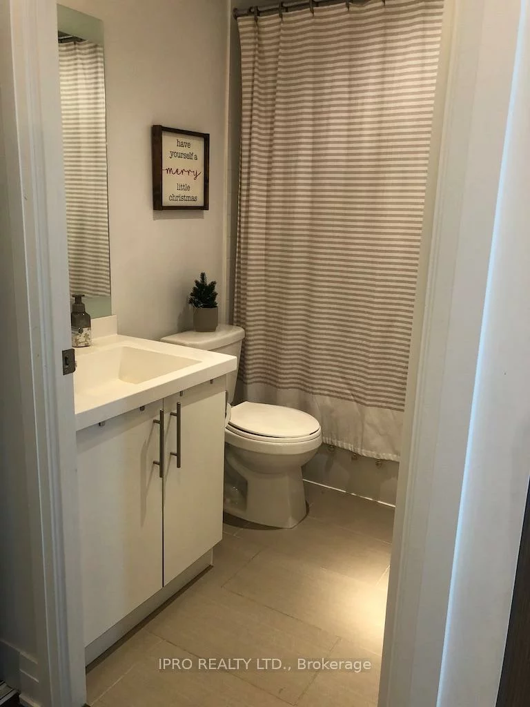 55, Speers, 1014 - QE Queen Elizabeth, Oakville