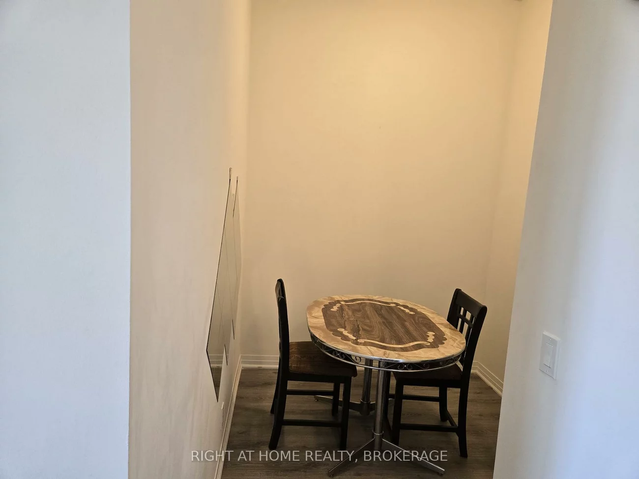 128, Grovewood Commons, 1008 - GO Glenorchy, Oakville