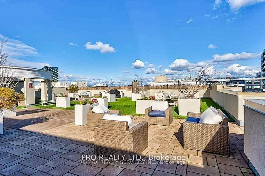 216, Oak Park, 1015 - RO River Oaks, Oakville