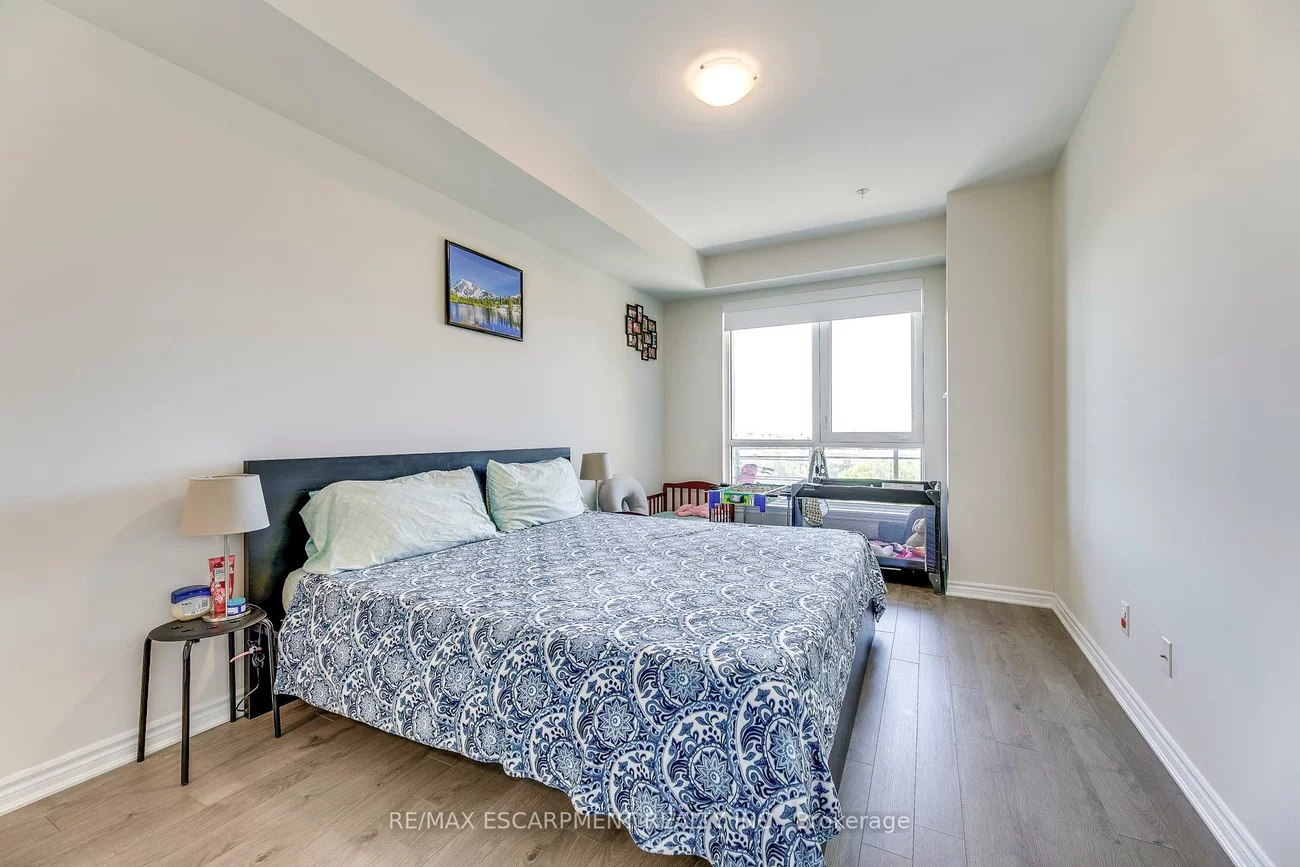150, Oak Park, 1015 - RO River Oaks, Oakville
