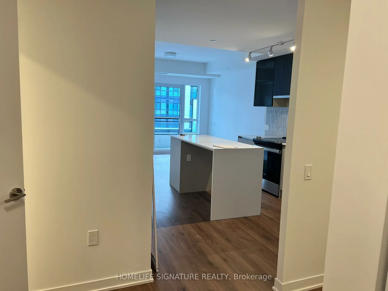 395, Dundas, 1008 - GO Glenorchy, Oakville