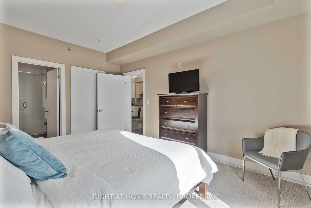 2486, Old Bronte, 1019 - WM Westmount, Oakville