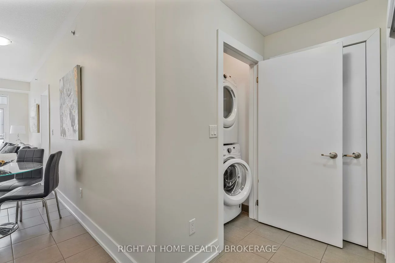 2486, Old Bronte, 1019 - WM Westmount, Oakville
