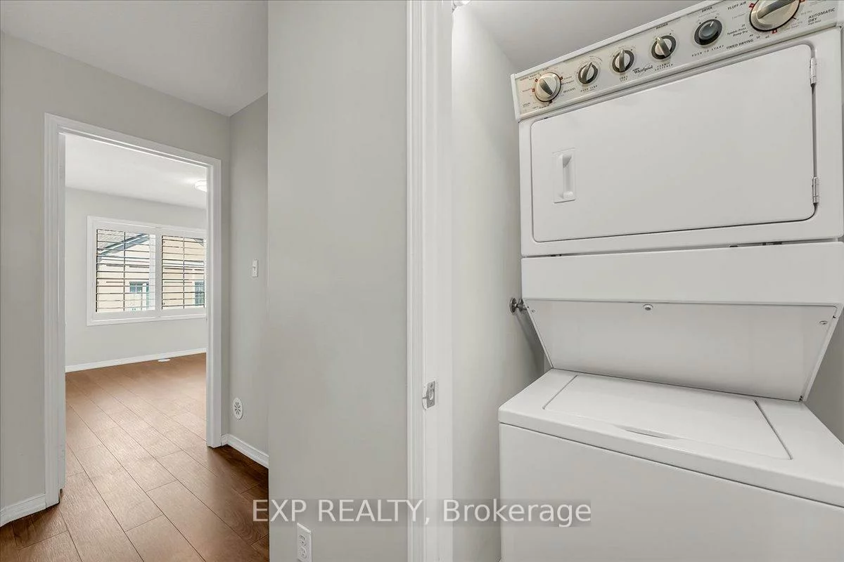 2557, Sixth, 1015 - RO River Oaks, Oakville