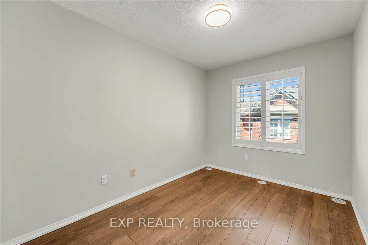 2557, Sixth, 1015 - RO River Oaks, Oakville