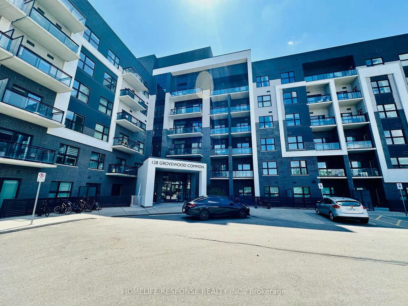128, GROVEWOOD, 1008 - GO Glenorchy, Oakville
