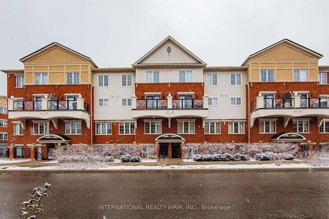 2488, Post, 1015 - RO River Oaks, Oakville