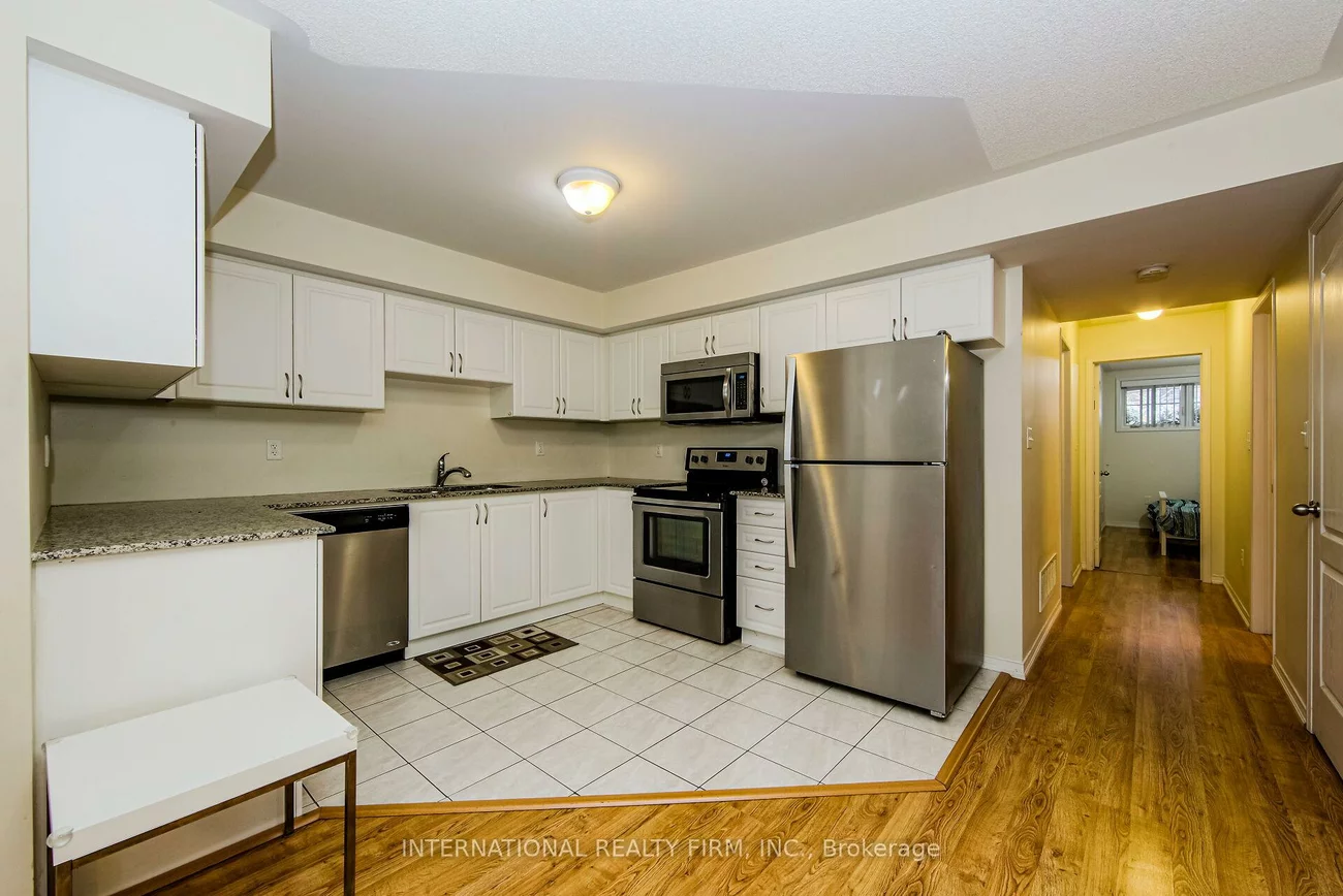 2488, Post, 1015 - RO River Oaks, Oakville