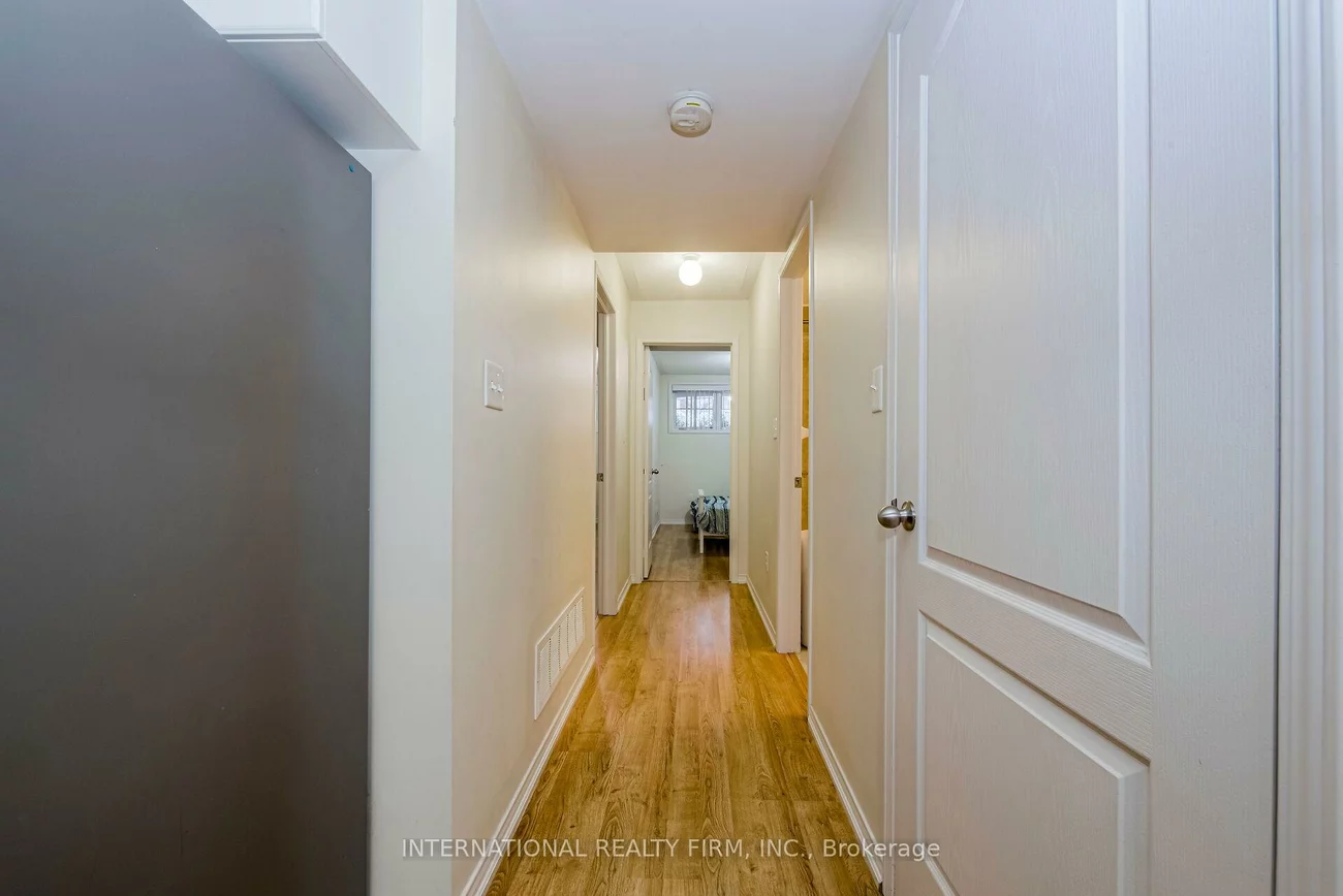 2488, Post, 1015 - RO River Oaks, Oakville