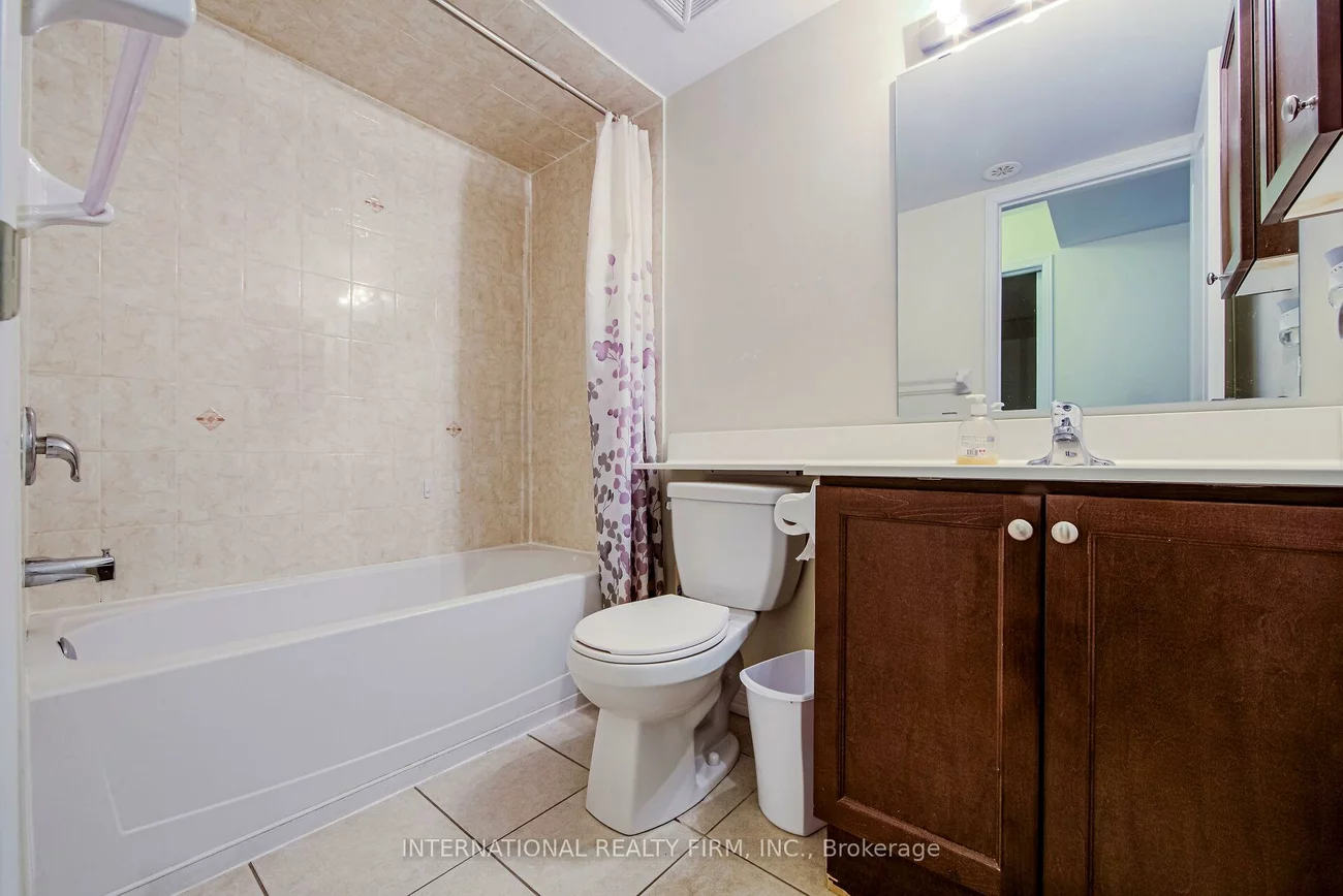 2488, Post, 1015 - RO River Oaks, Oakville
