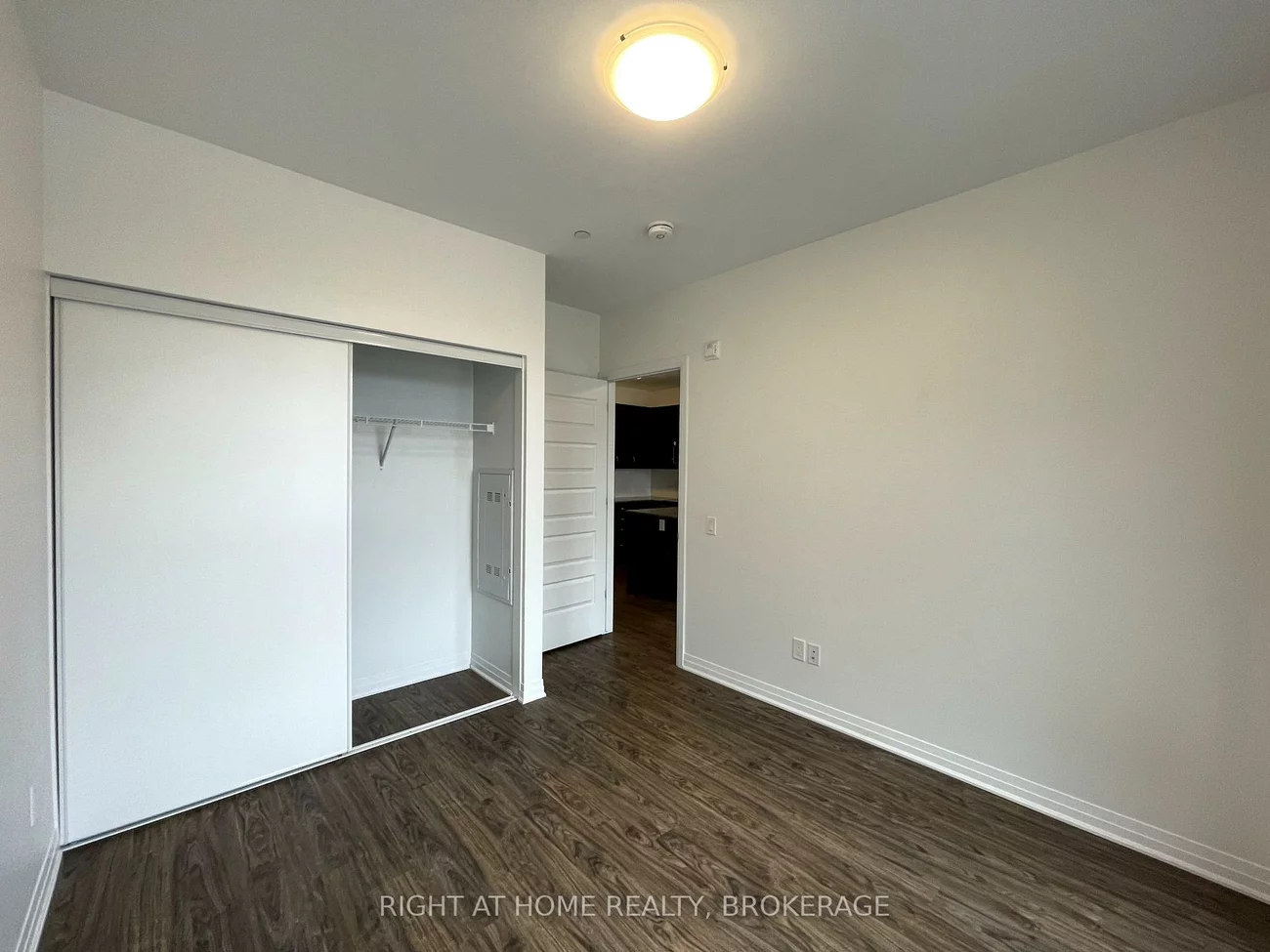 95, Dundas, 1008 - GO Glenorchy, Oakville