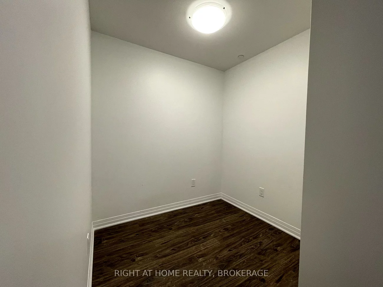 95, Dundas, 1008 - GO Glenorchy, Oakville