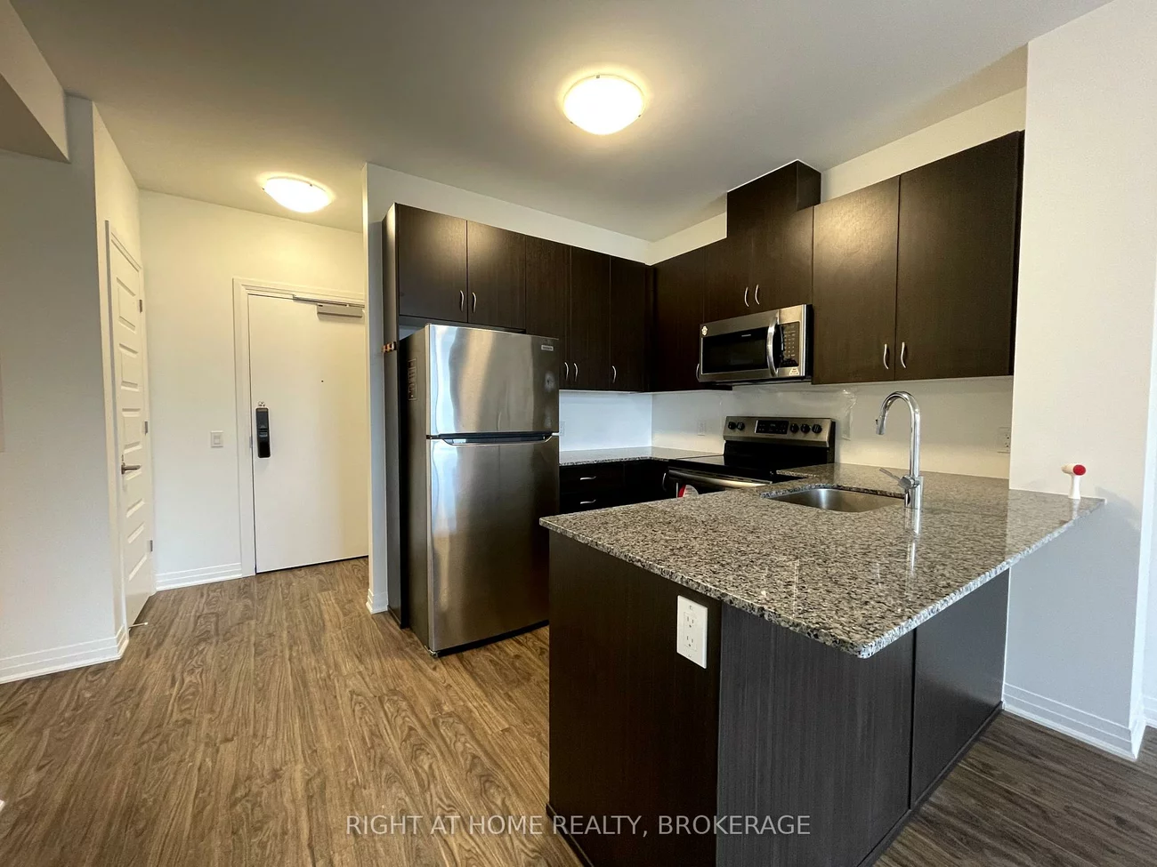 95, Dundas, 1008 - GO Glenorchy, Oakville