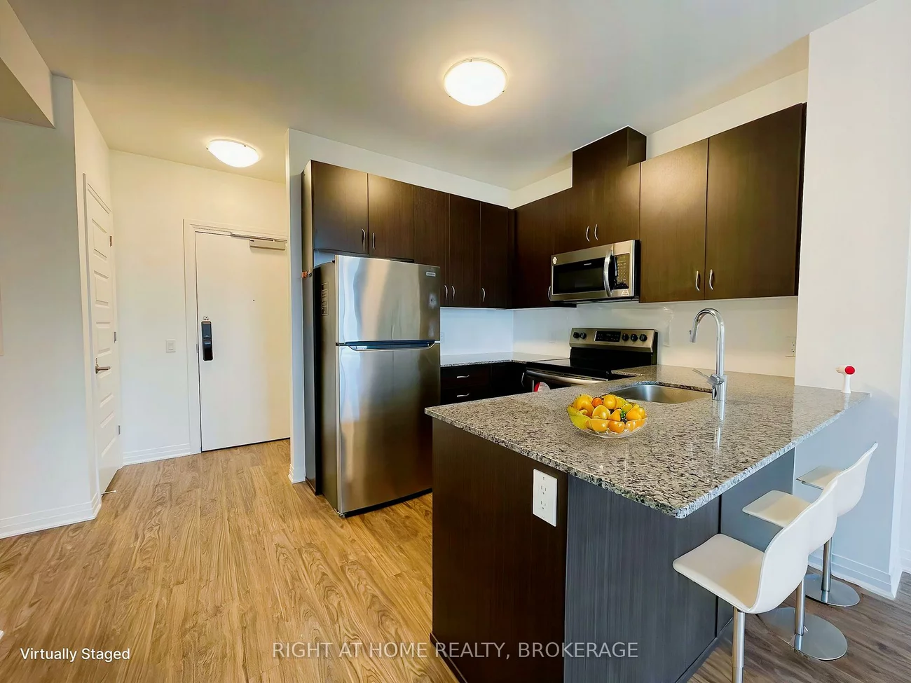 95, Dundas, 1008 - GO Glenorchy, Oakville