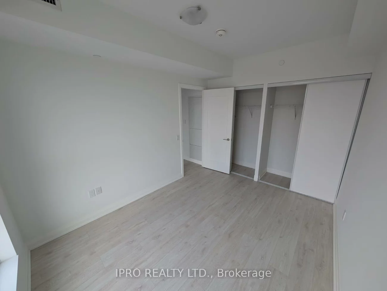 412, Silver Maple, 1010 - JM Joshua Meadows, Oakville