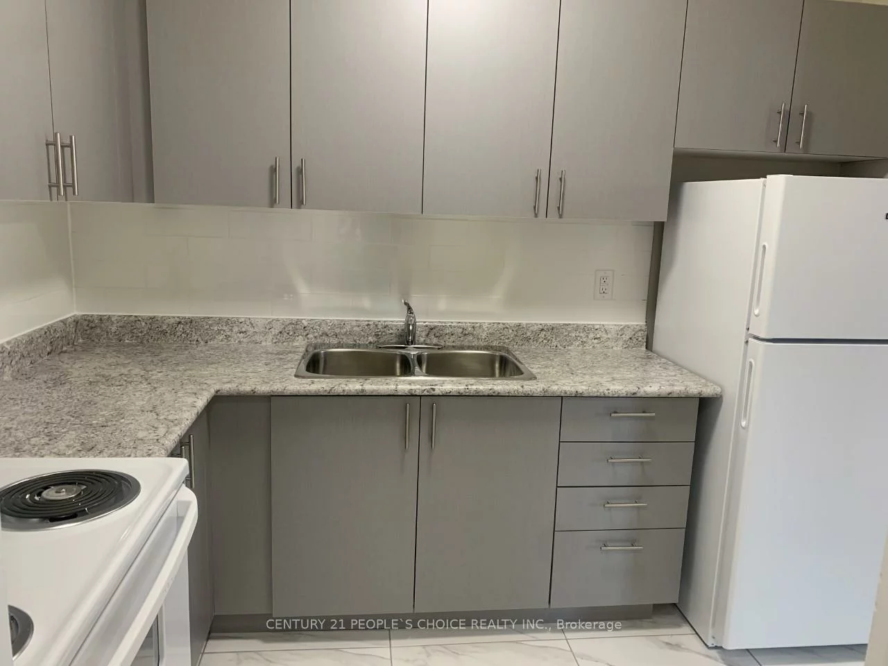 1030, Pearson, 1003 - CP College Park, Oakville
