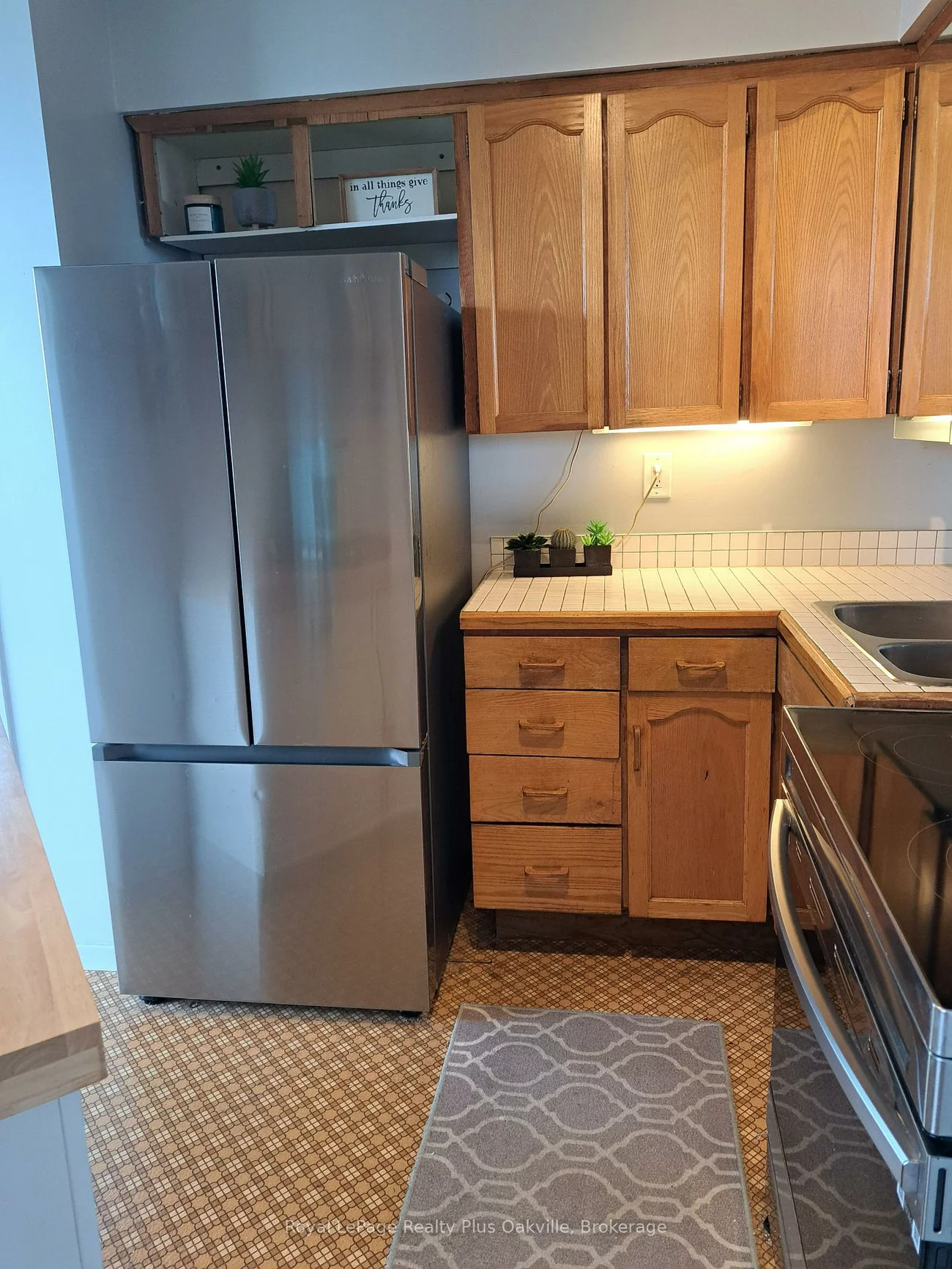 212, Kerr, 1002 - CO Central, Oakville