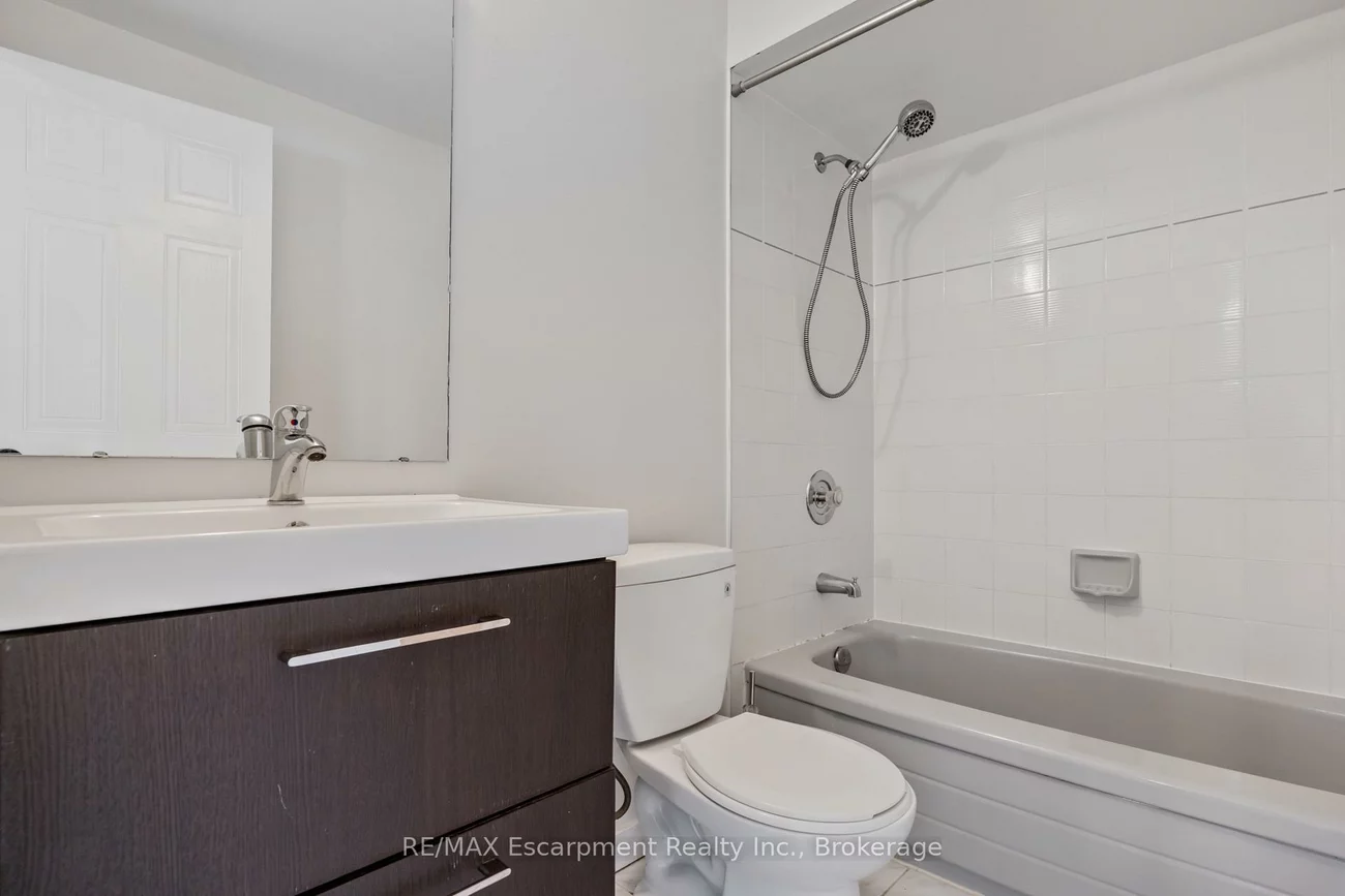 1580, Reeves, 1007 - GA Glen Abbey, Oakville