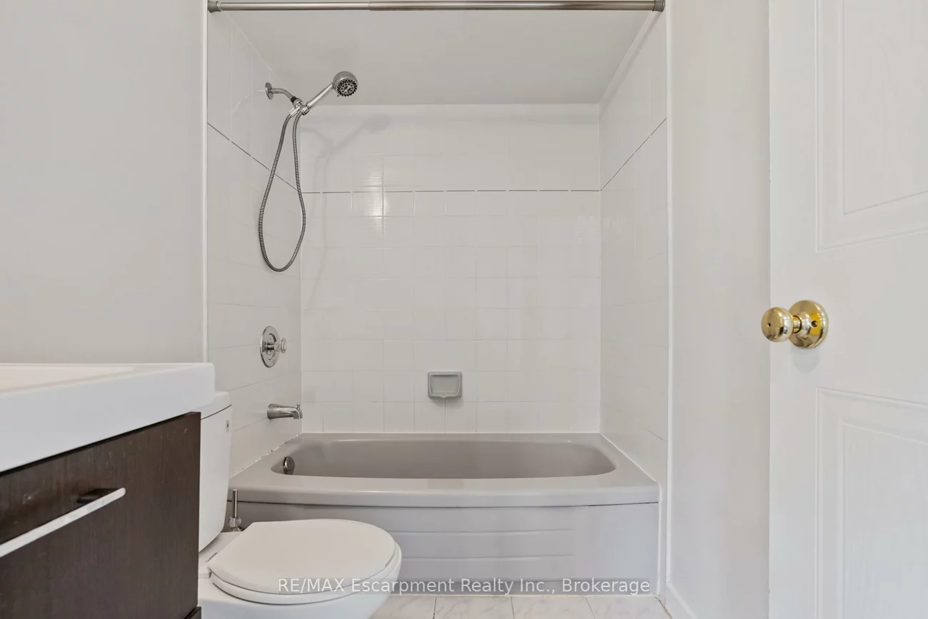 1580, Reeves, 1007 - GA Glen Abbey, Oakville