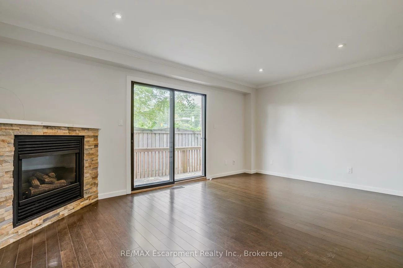 1580, Reeves, 1007 - GA Glen Abbey, Oakville