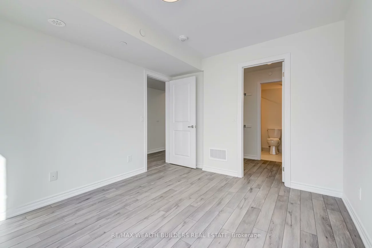 349, Wheat Boom, 1010 - JM Joshua Meadows, Oakville