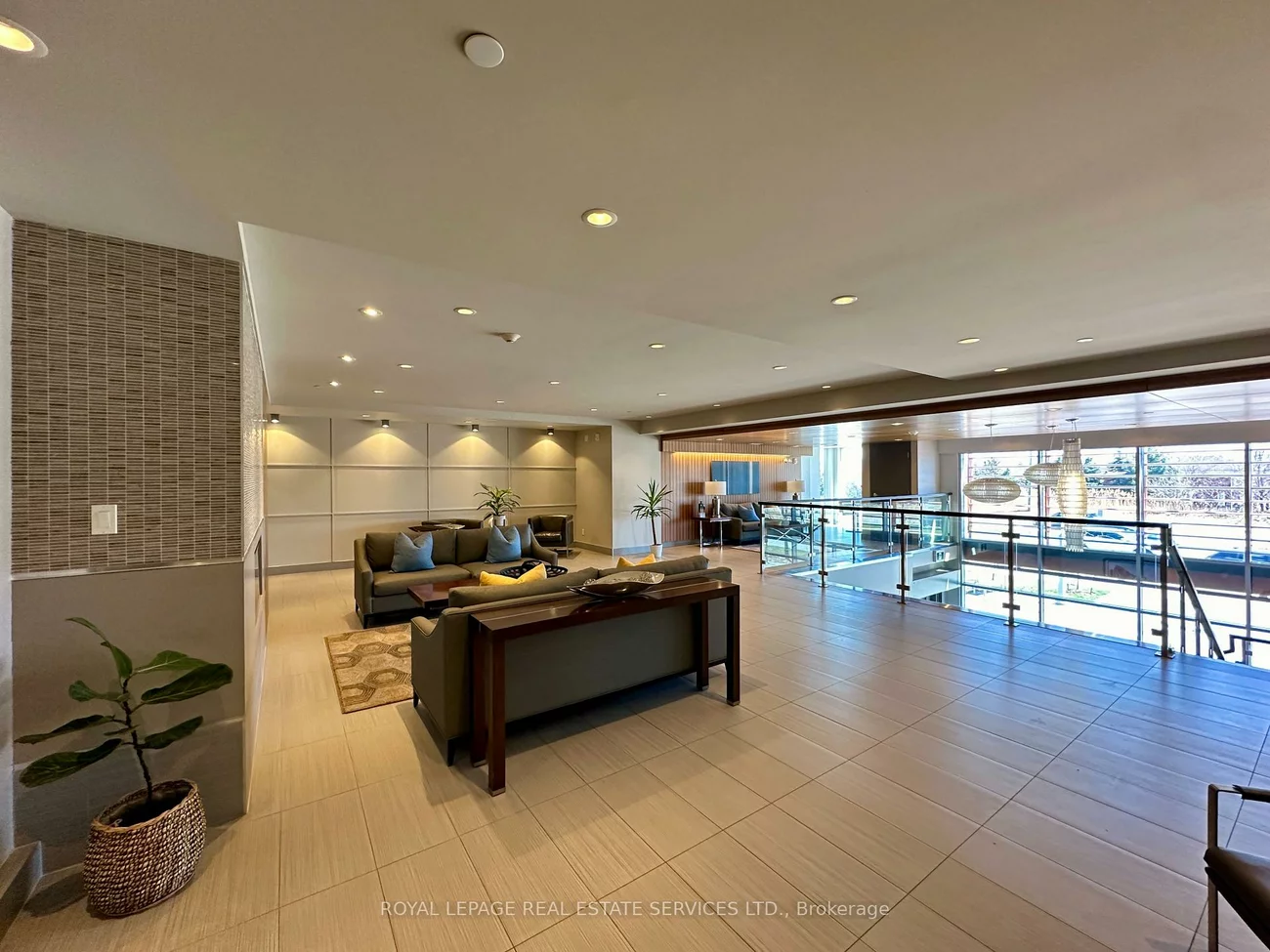 3028, Creekshore, 1008 - GO Glenorchy, Oakville