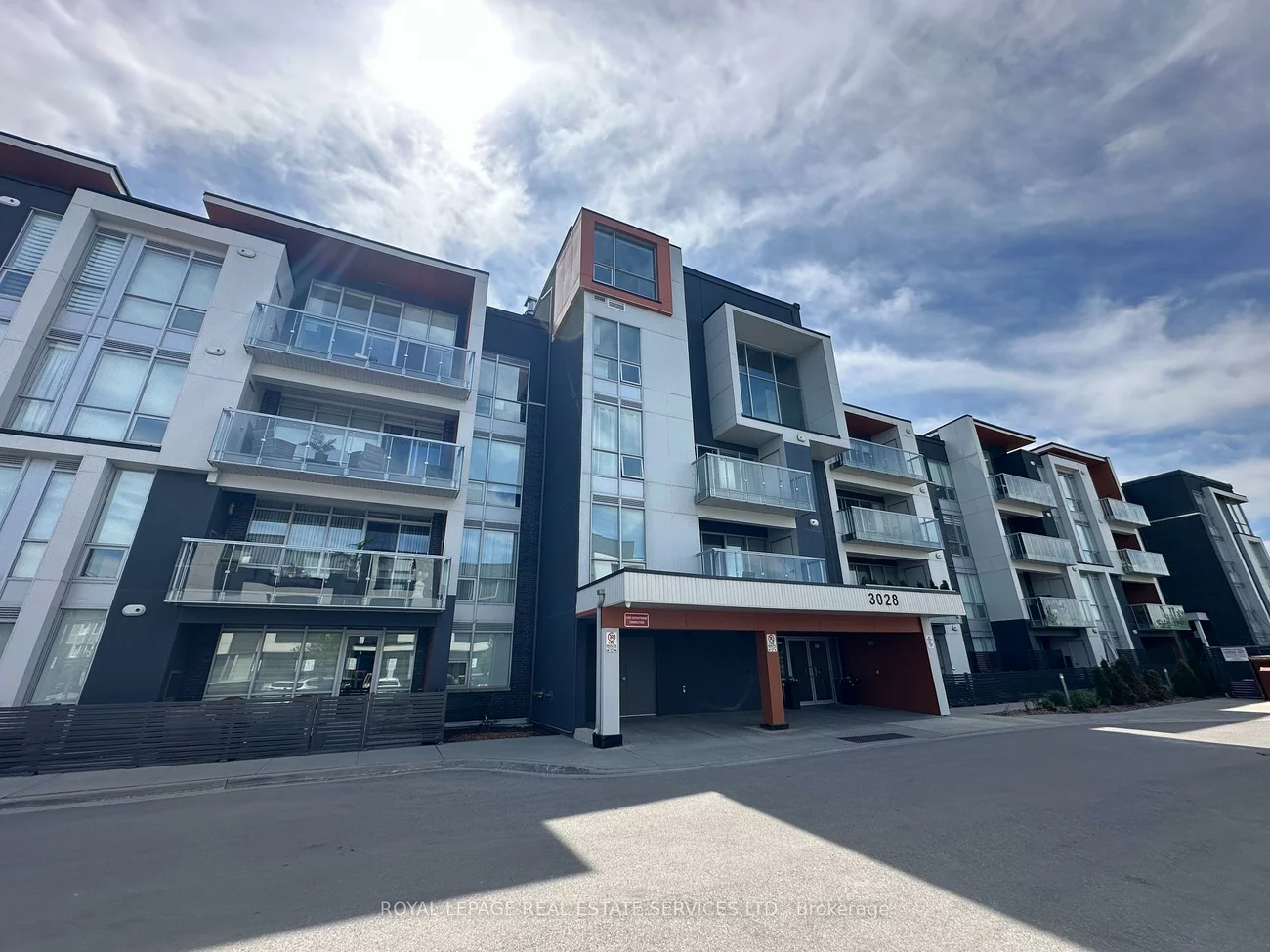 3028, Creekshore, 1008 - GO Glenorchy, Oakville