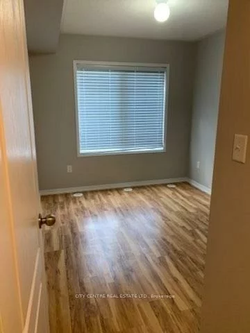 2484, Post, 1015 - RO River Oaks, Oakville