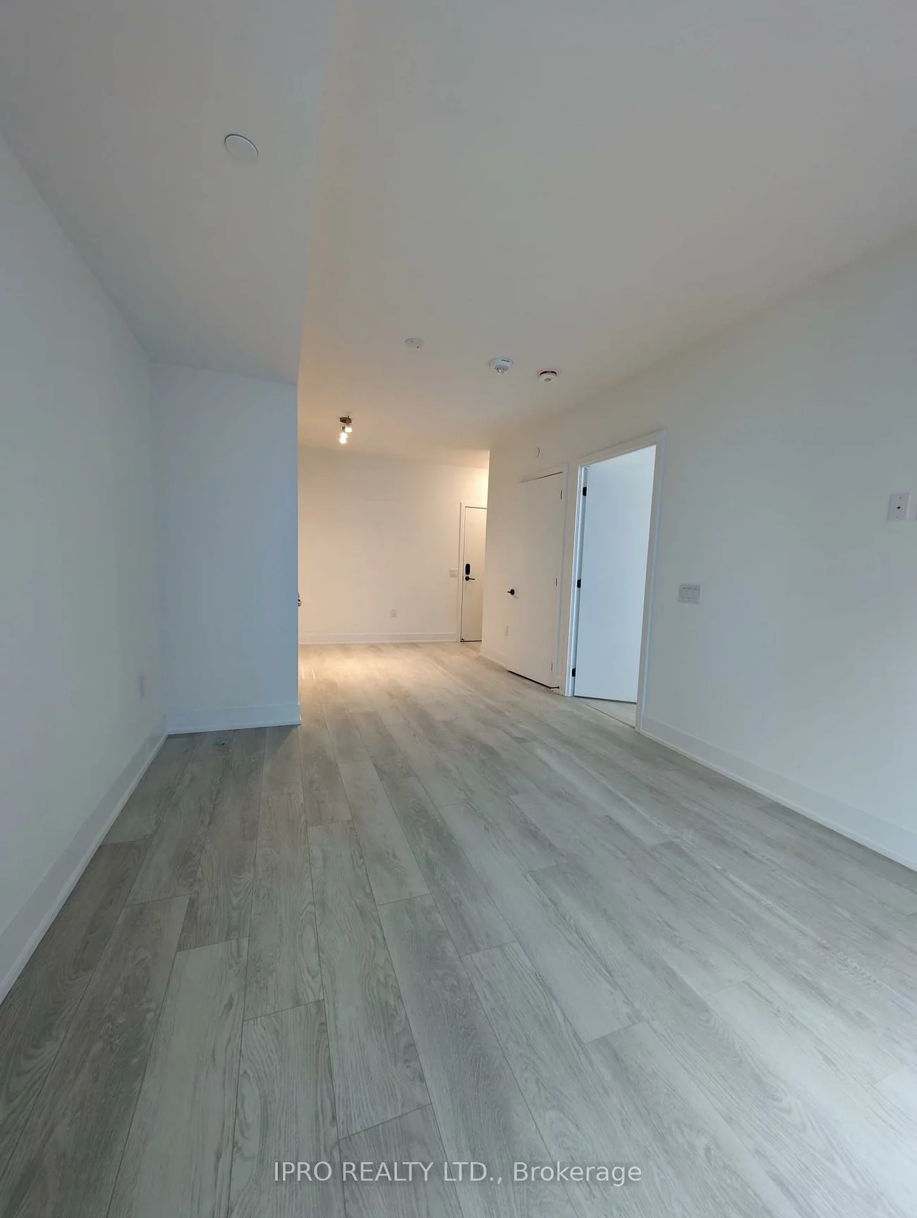 2450, Old Bronte, 1019 - WM Westmount, Oakville