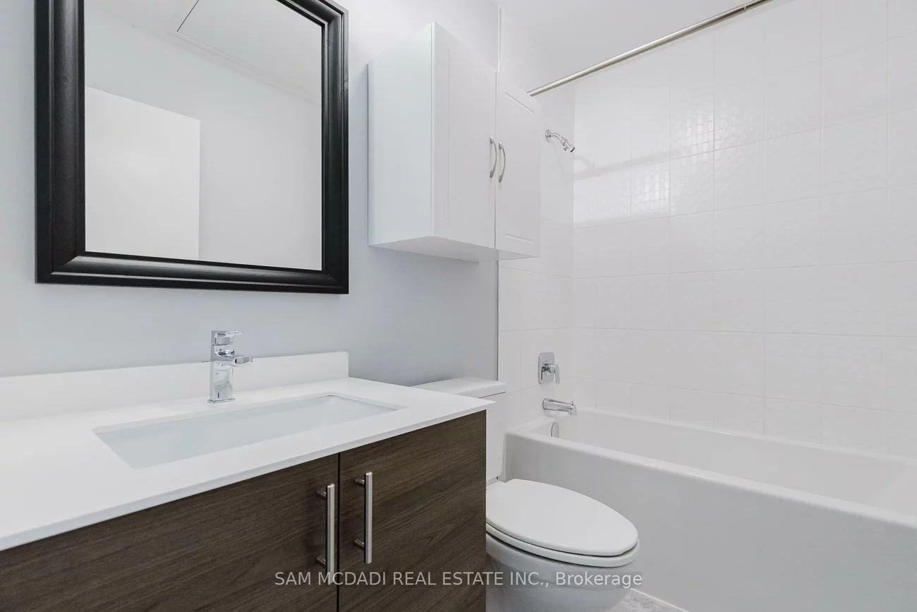 168, Sabina, 1008 - GO Glenorchy, Oakville