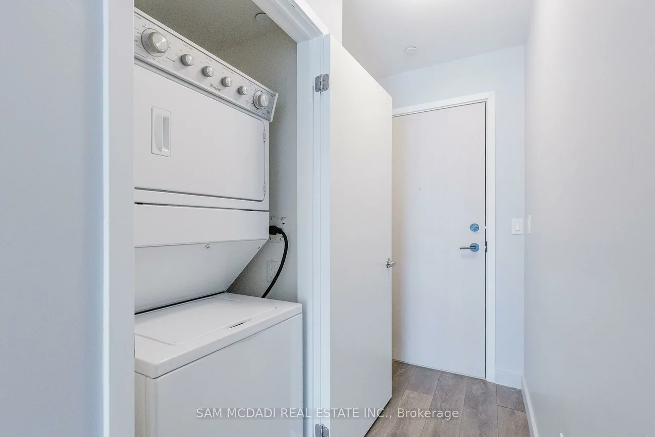 168, Sabina, 1008 - GO Glenorchy, Oakville