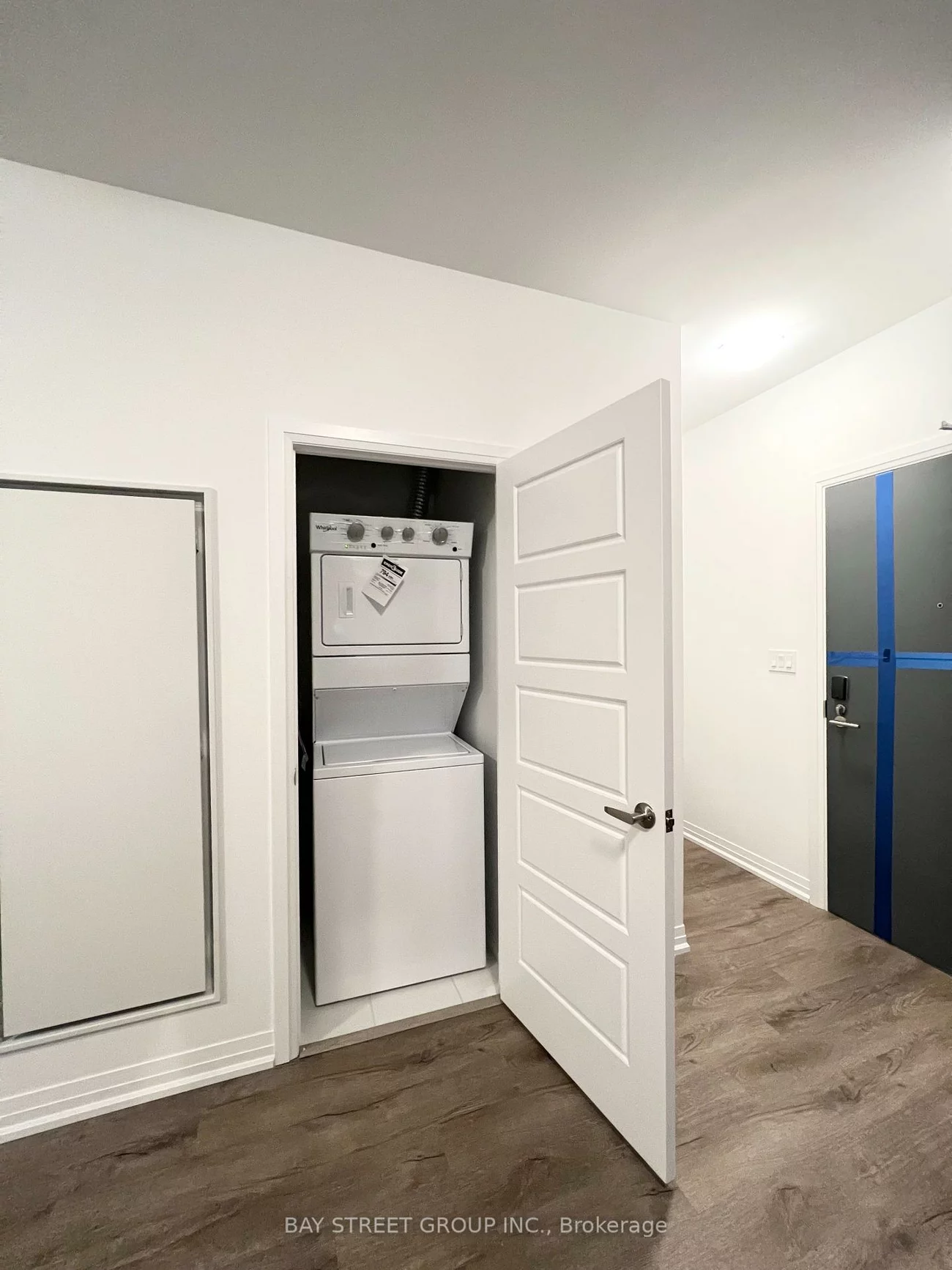 3265, Carding Mill, 1008 - GO Glenorchy, Oakville