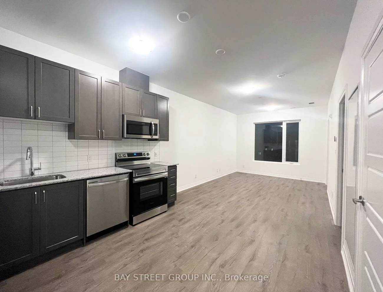 3265, Carding Mill, 1008 - GO Glenorchy, Oakville