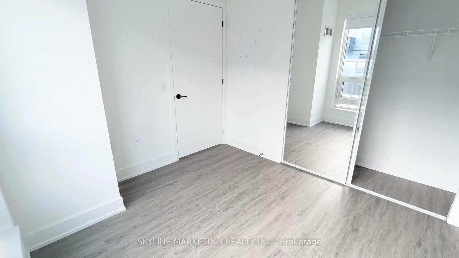 2450, Old Bronte, 1019 - WM Westmount, Oakville