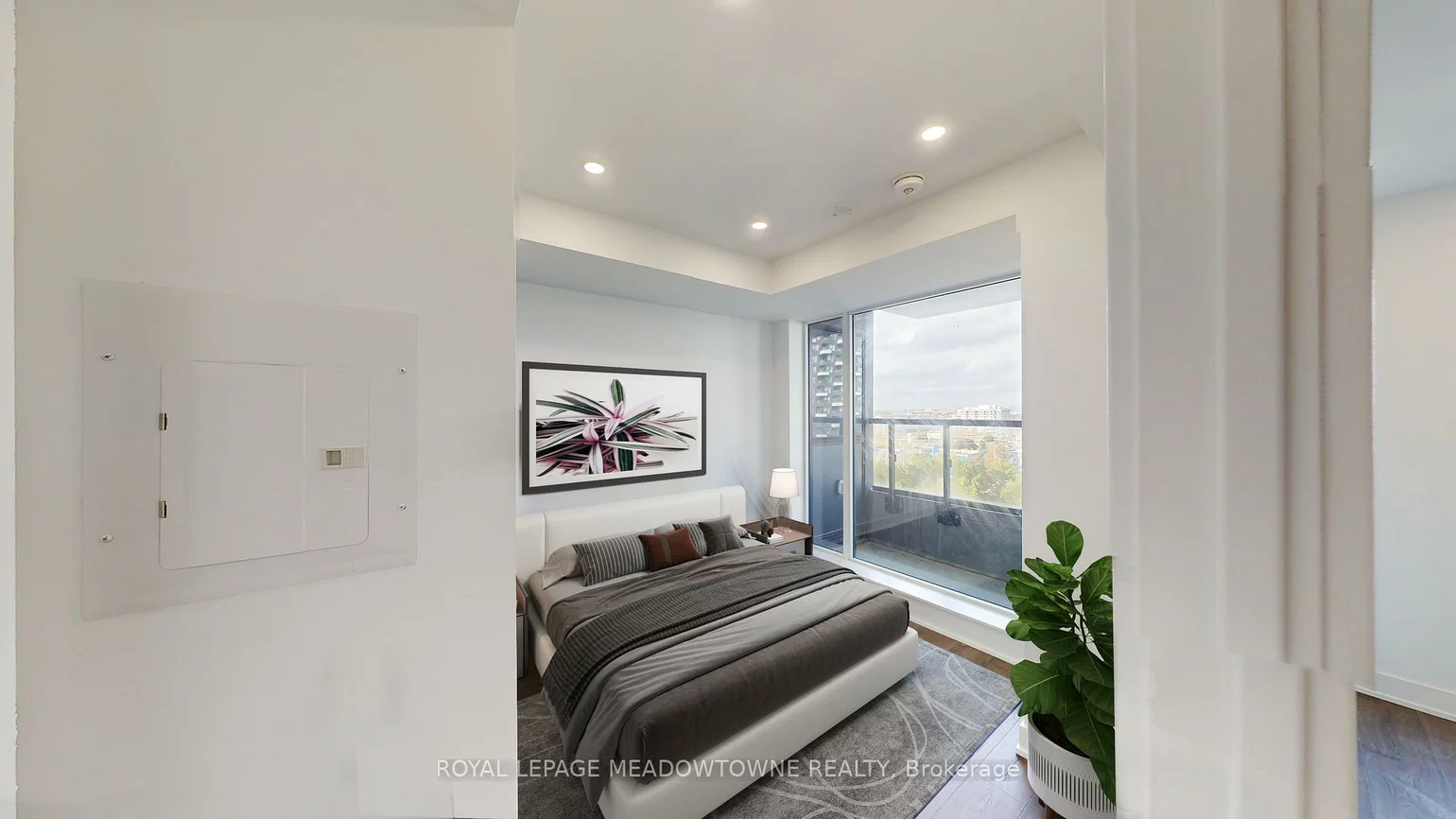 2481, Tauton, 1015 - RO River Oaks, Oakville