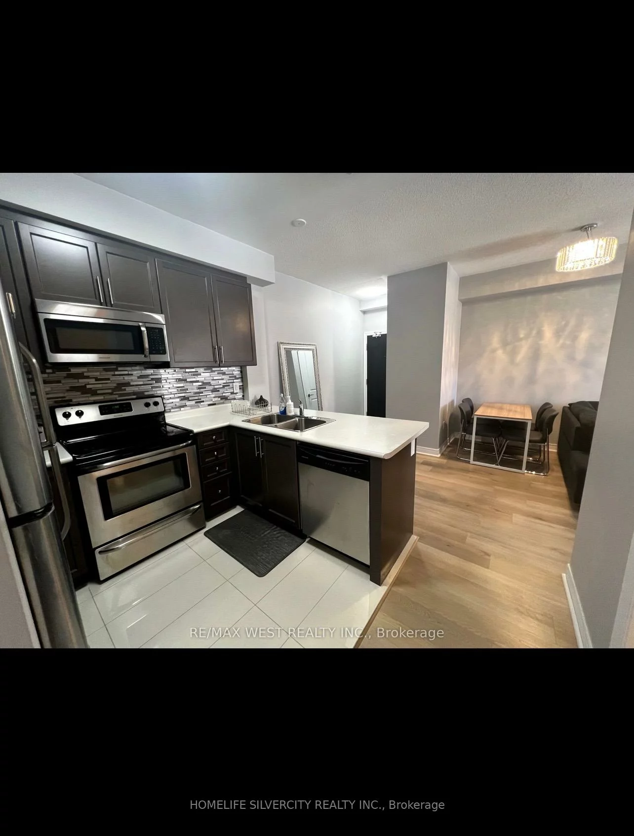 269, Georgian, 1015 - RO River Oaks, Oakville