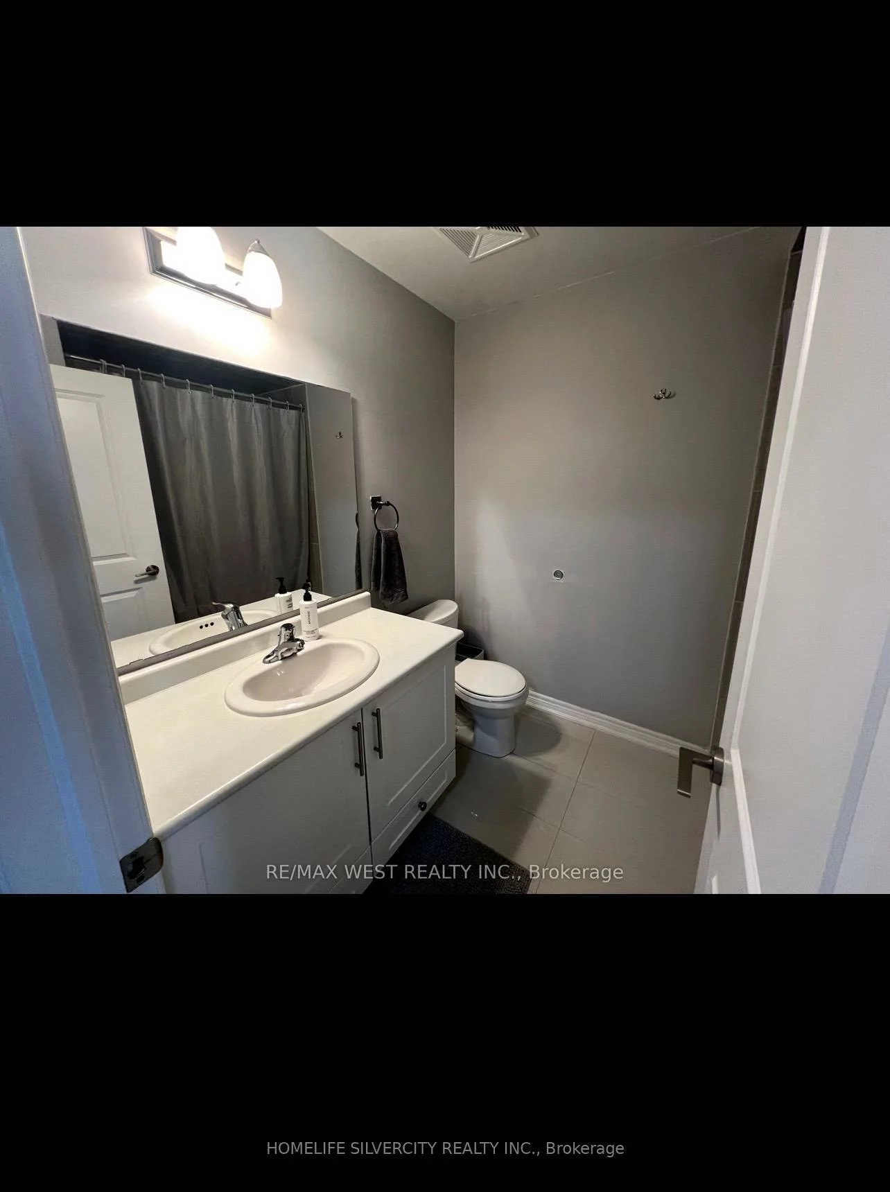 269, Georgian, 1015 - RO River Oaks, Oakville