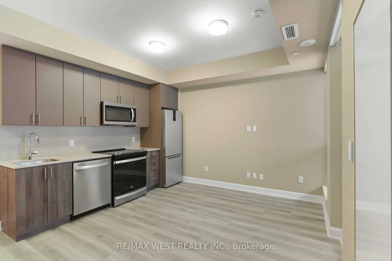 3240, William Coltson, 1010 - JM Joshua Meadows, Oakville