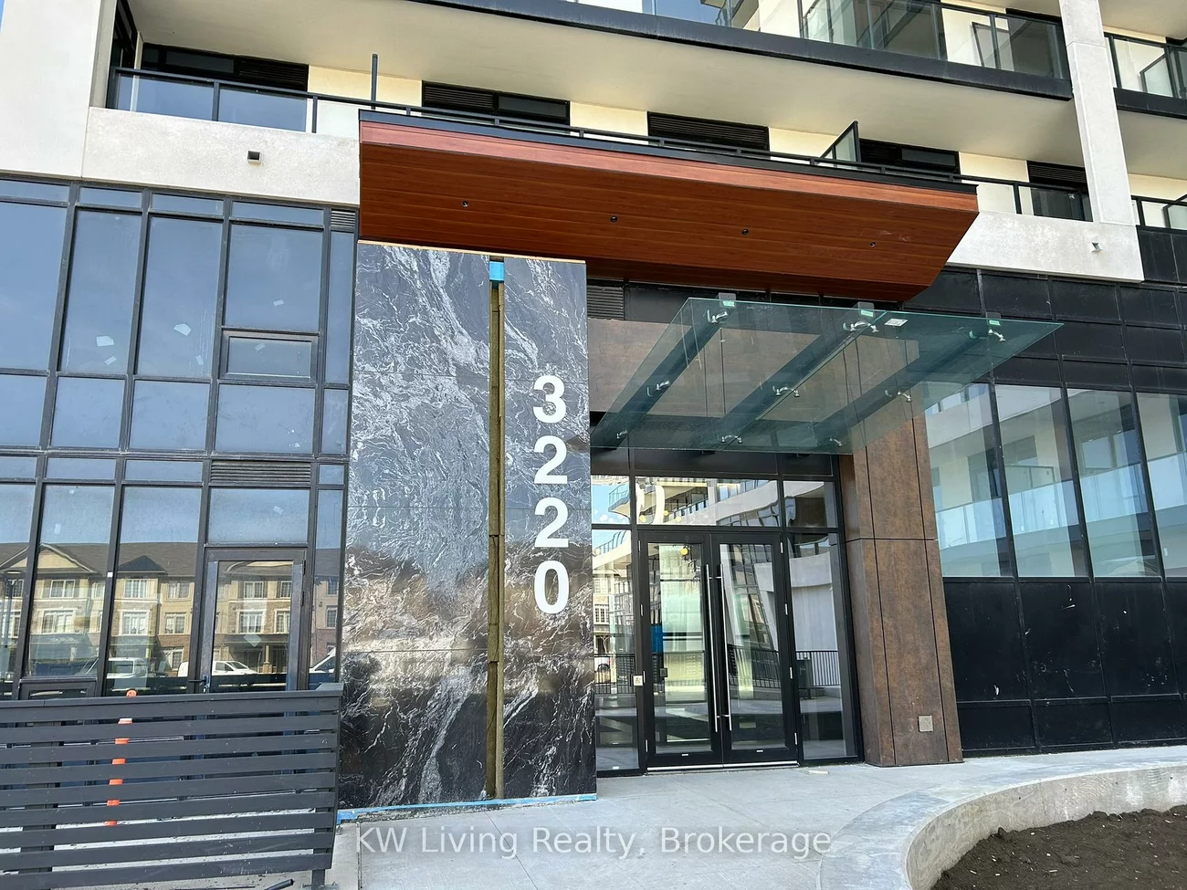 3220, William Coltson, 1010 - JM Joshua Meadows, Oakville