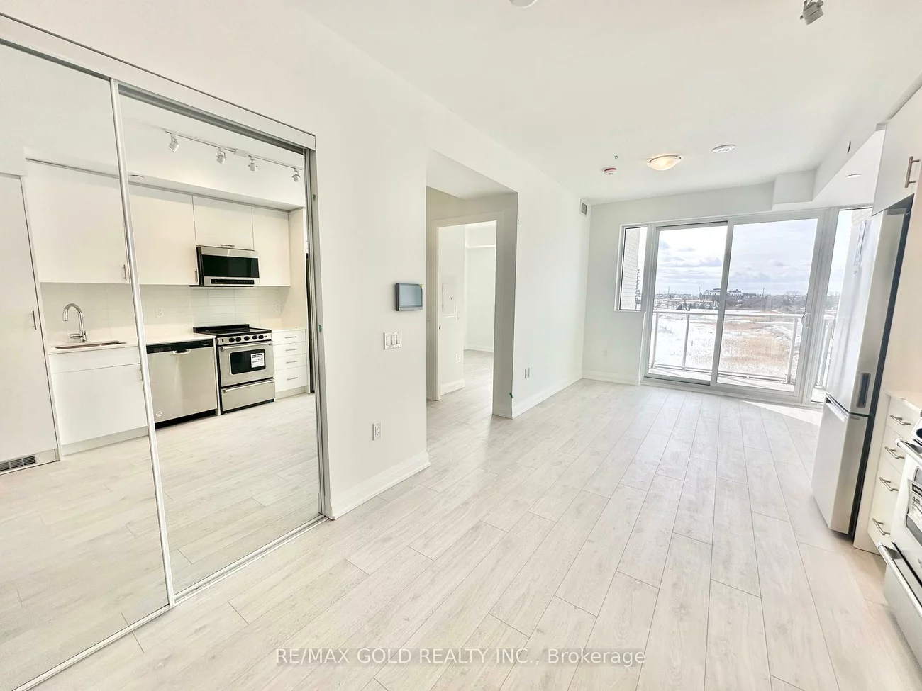 412, Silver Maple, 1010 - JM Joshua Meadows, Oakville