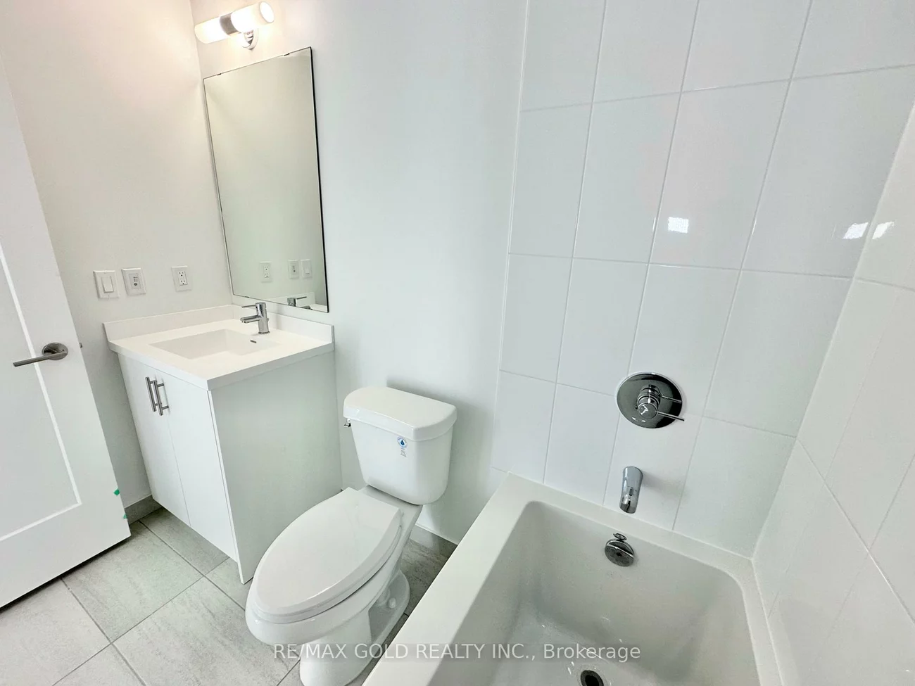 412, Silver Maple, 1010 - JM Joshua Meadows, Oakville