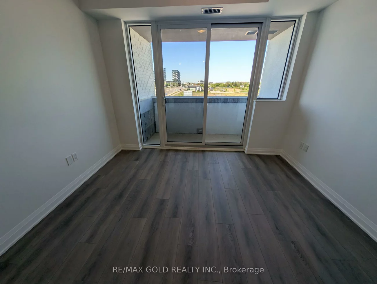412, Silver Maple, 1010 - JM Joshua Meadows, Oakville