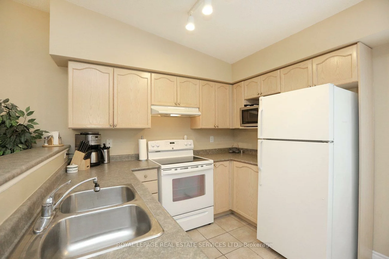 1470, Bishops, 1007 - GA Glen Abbey, Oakville