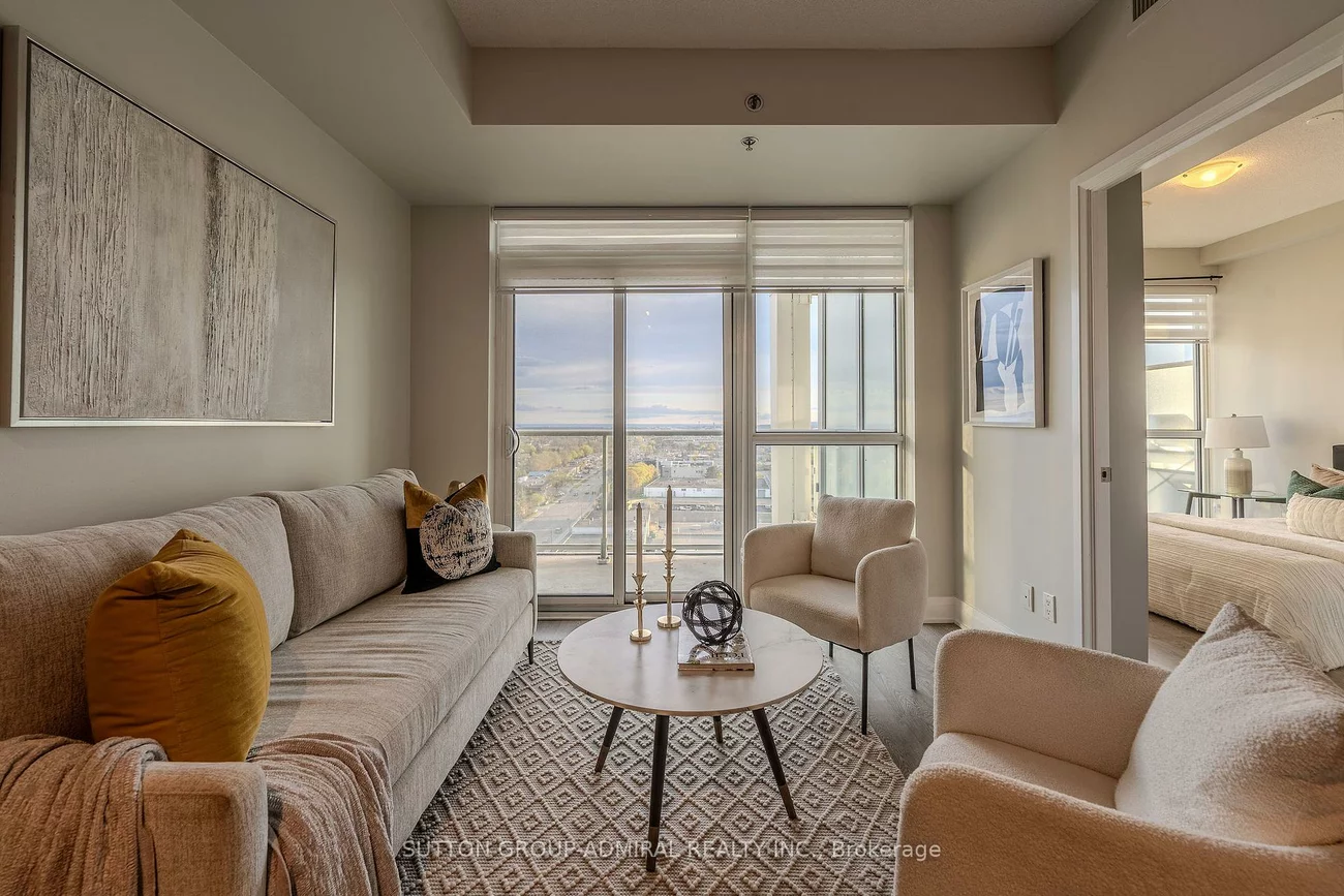 55, Speers, 1014 - QE Queen Elizabeth, Oakville