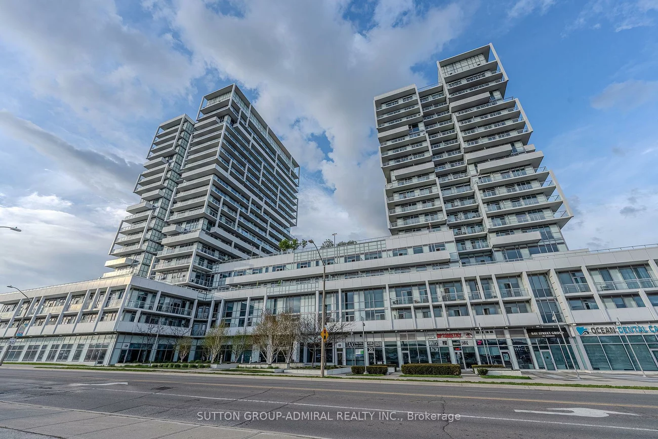 55, Speers, 1014 - QE Queen Elizabeth, Oakville