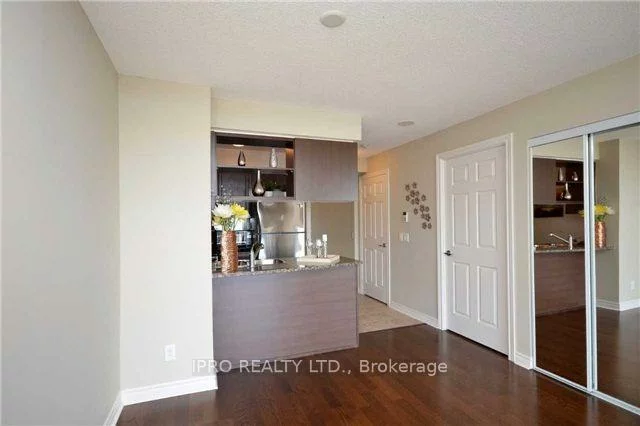 2325, Central Park, 1015 - RO River Oaks, Oakville