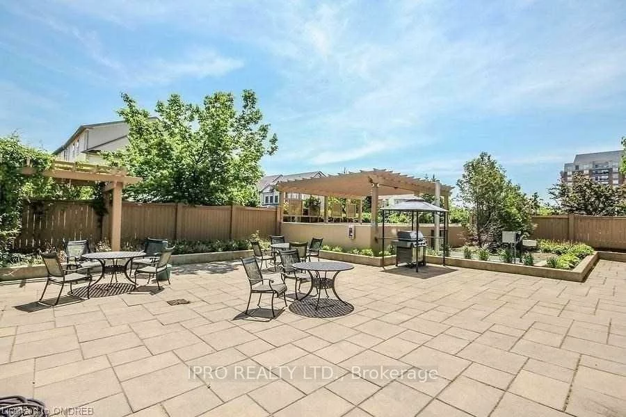 2325, Central Park, 1015 - RO River Oaks, Oakville