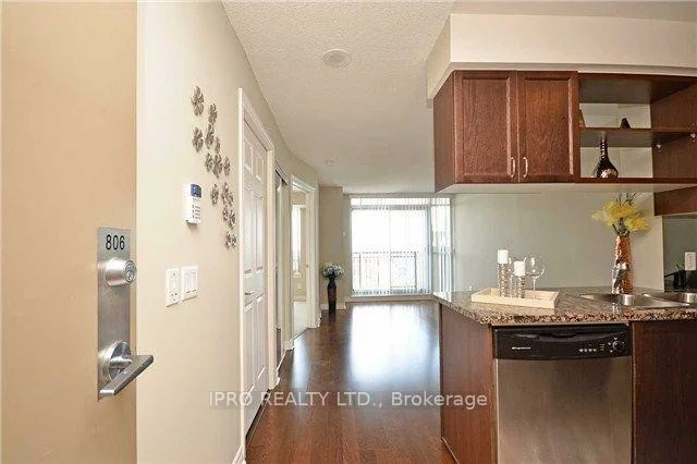 2325, Central Park, 1015 - RO River Oaks, Oakville